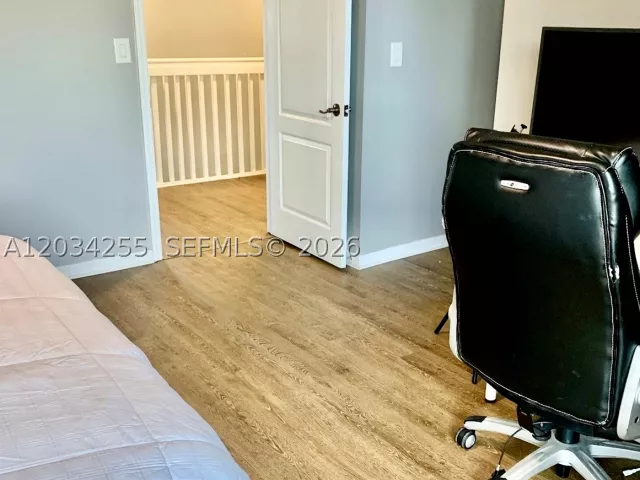 3-bedroom home for rent in Miami - 15849 SW 70th Ter 0 - MondialRealty