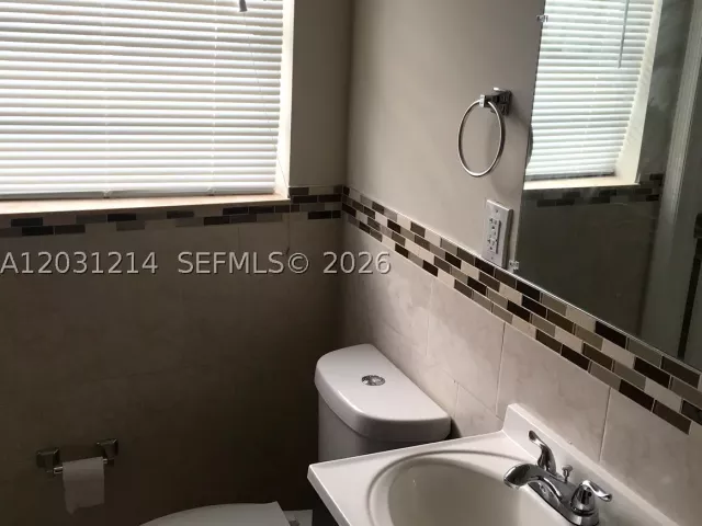 4-bedroom home for sale in North Miami Beach - 1594 NE 155th Ter - MondialRealty