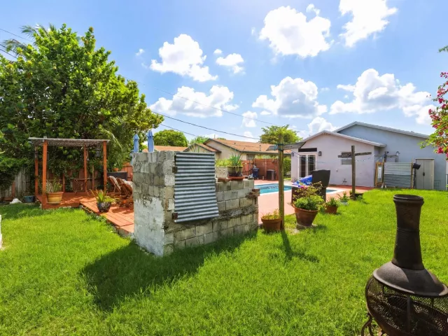 3-bedroom home for sale in Pompano Beach - 224 NW 9th Street - MondialRealty