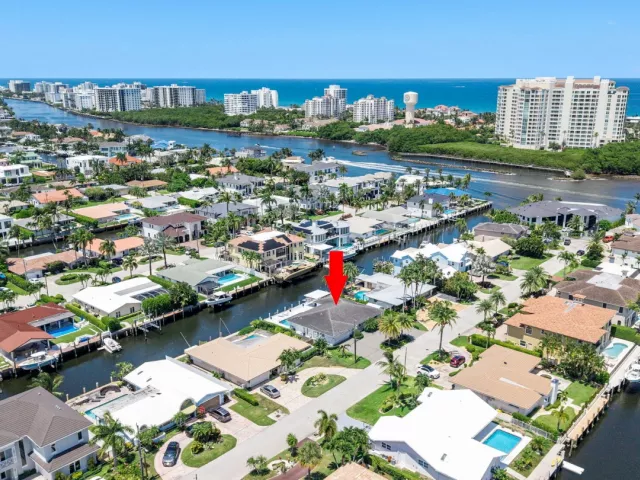 3-bedroom home for rent in Boca Raton - 831 Dover Street - MondialRealty