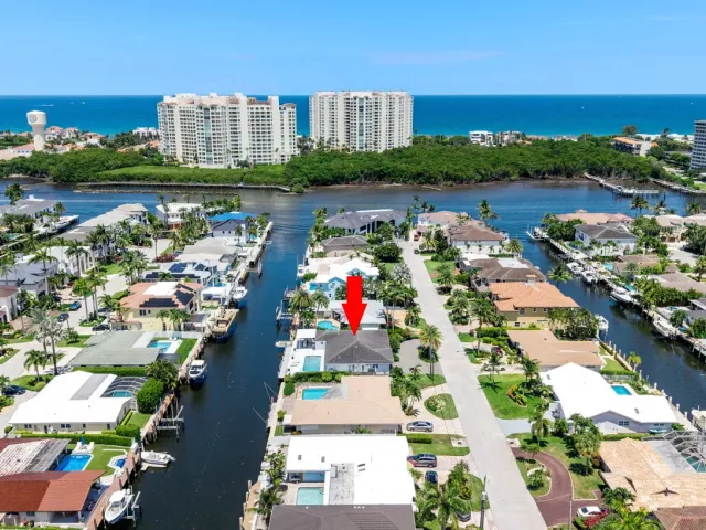 3-bedroom home for rent in Boca Raton - 831 Dover Street - MondialRealty
