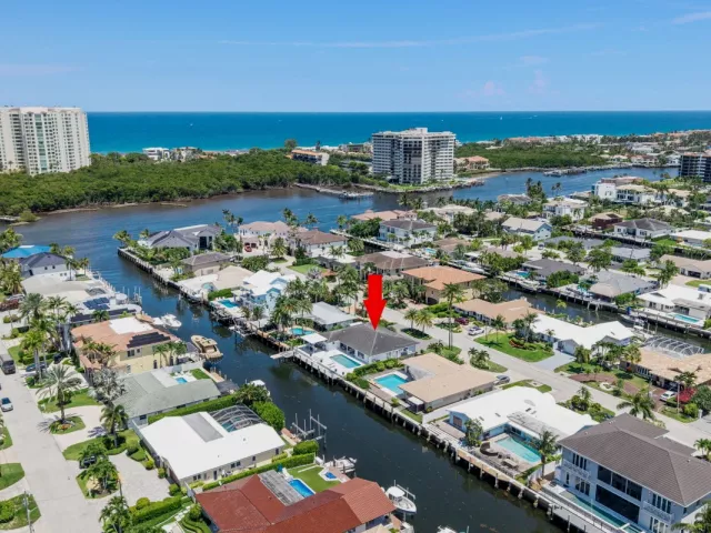 3-bedroom home for rent in Boca Raton - 831 Dover Street - MondialRealty