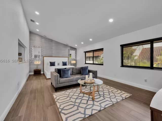 4-bedroom home for sale in Miami - 2000 S Bayshore Dr 65 - MondialRealty