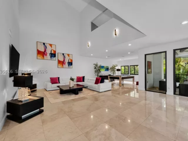 4-bedroom home for sale in Miami - 2000 S Bayshore Dr 65 - MondialRealty