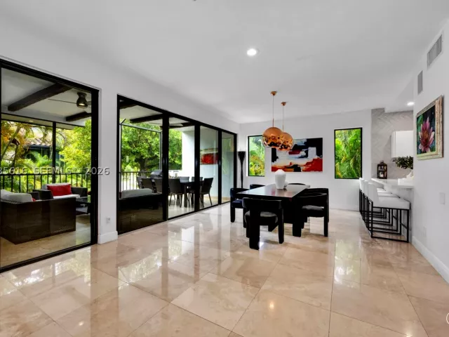 4-bedroom home for sale in Miami - 2000 S Bayshore Dr 65 - MondialRealty