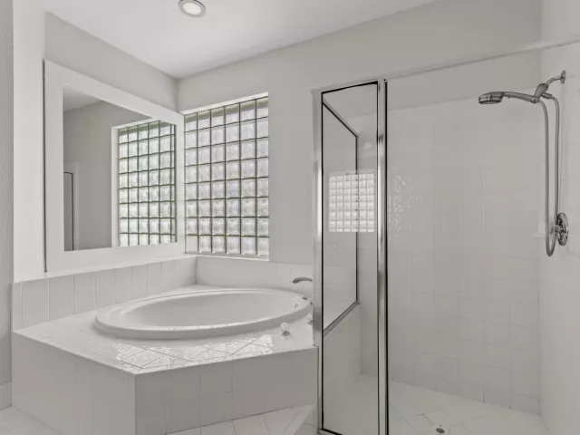 4-bedroom home for sale in Delray Beach - 7611 Doubleton Drive - MondialRealty