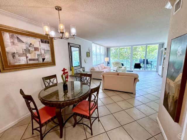 2-bedroom condo for rent in Hollywood - 2501 S Ocean Drive 326 - MondialRealty