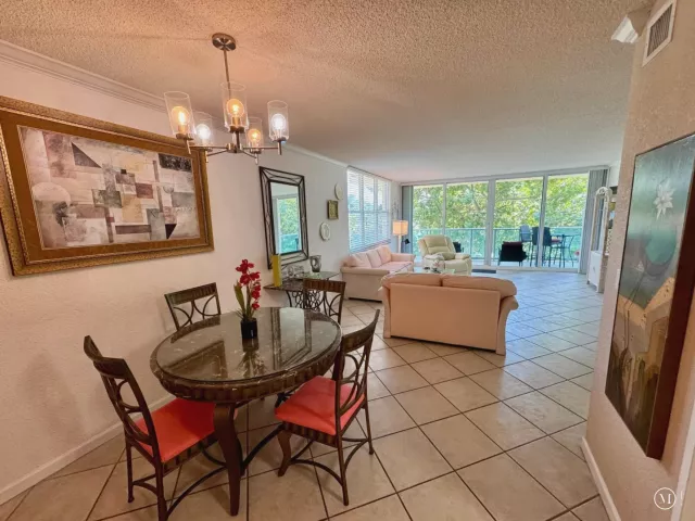 2-bedroom condo for rent in Hollywood - 2501 S Ocean Drive 326 - MondialRealty