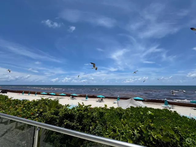 2-bedroom condo for rent in Hollywood - 2501 S Ocean Drive 326 - MondialRealty