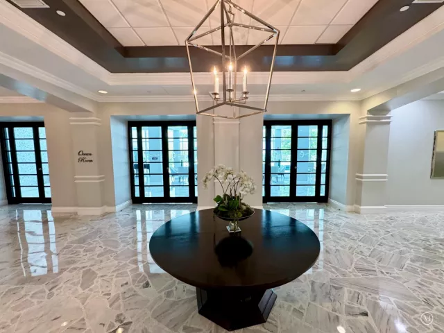 2-bedroom condo for rent in Hollywood - 2501 S Ocean Drive 326 - MondialRealty