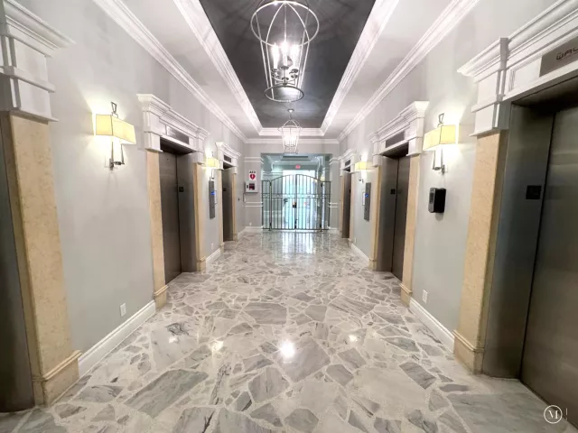 2-bedroom condo for rent in Hollywood - 2501 S Ocean Drive 326 - MondialRealty