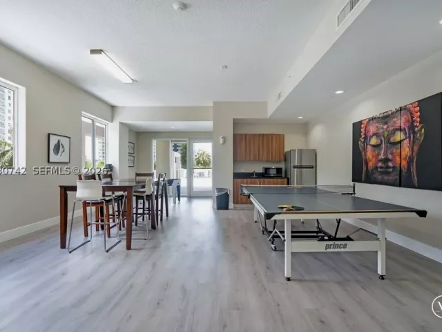 3-bedroom condo for rent in Miami - 601 NE 23rd St 1406 - MondialRealty