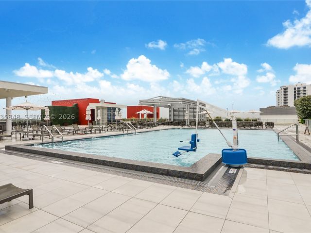 2-bedroom condo for sale in Hollywood - 777 N Ocean Dr N516 - MondialRealty
