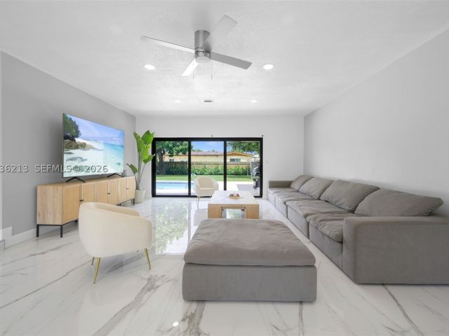 4-bedroom home for rent in North Miami Beach - 1951 NE 187 th dr - MondialRealty