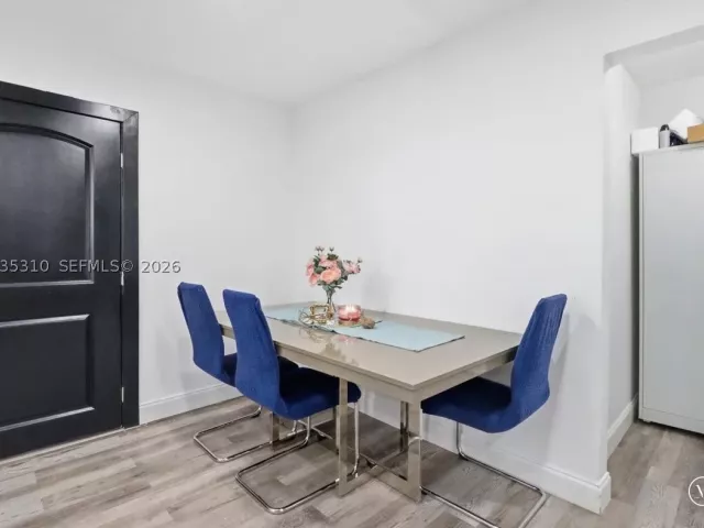 3-bedroom home for sale in Hollywood - 7551 Polk St - MondialRealty