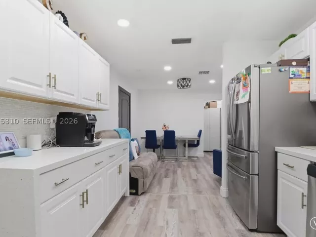 3-bedroom home for sale in Hollywood - 7551 Polk St - MondialRealty