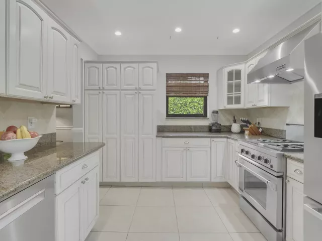 3-bedroom home for sale in Delray Beach - 109 NE 17th Street - MondialRealty