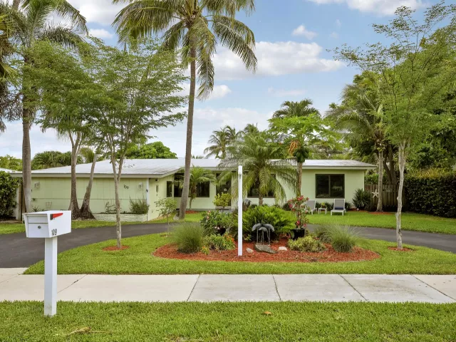 3-bedroom home for sale in Delray Beach - 109 NE 17th Street - MondialRealty