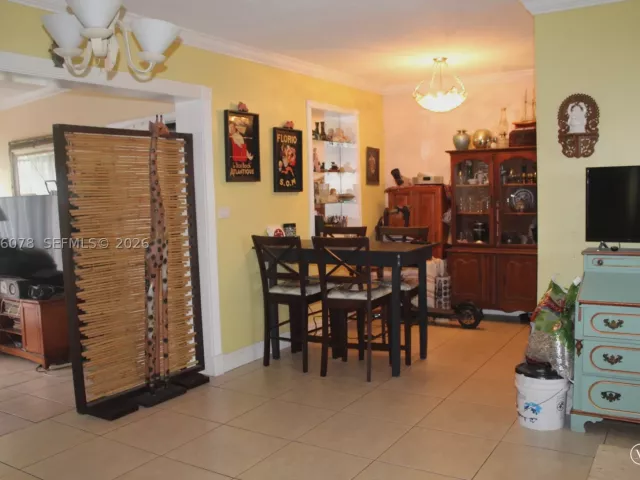 3-bedroom home for sale in Miami - 11290 SW 47th Ter - MondialRealty