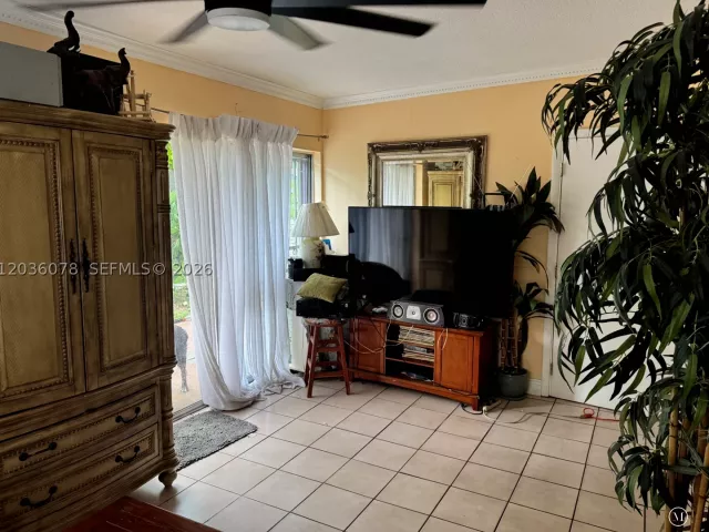 3-bedroom home for sale in Miami - 11290 SW 47th Ter - MondialRealty