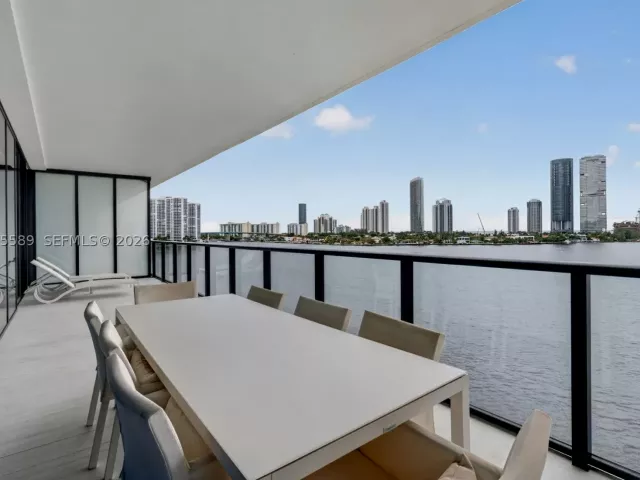 3-bedroom condo for rent in Aventura - 5500 Island Estates Dr 507 - MondialRealty