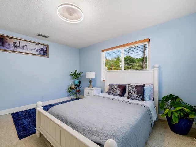 3-bedroom home for sale in Hollywood - 2834 Adams Street - MondialRealty