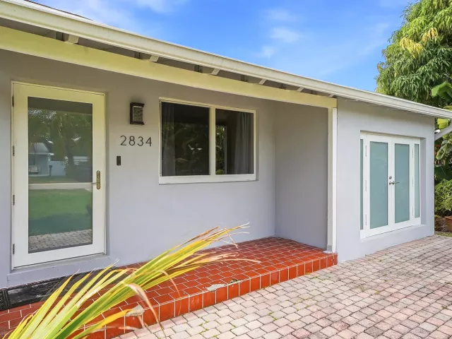 3-bedroom home for sale in Hollywood - 2834 Adams Street - MondialRealty