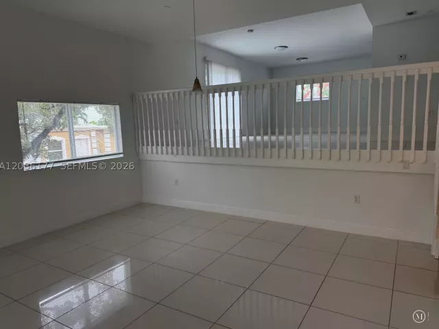 3-bedroom home for sale in Hollywood - 820 N 17th Ave - MondialRealty