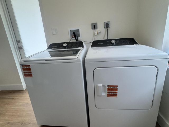 3-bedroom home for rent in Miami - 725 NE 160th Terrace - MondialRealty