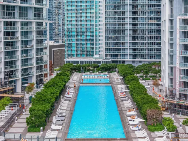 2-bedroom condo for sale in Miami - 495 Brickell Ave 905 - MondialRealty