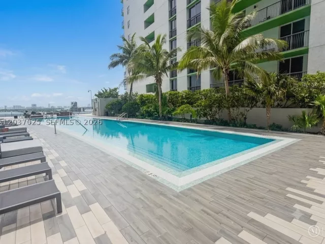 1-bedroom condo for rent in Miami - 488 NE 18th St 3102 - MondialRealty