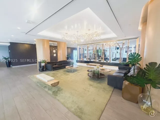 1-bedroom condo for rent in Miami - 488 NE 18th St 3102 - MondialRealty
