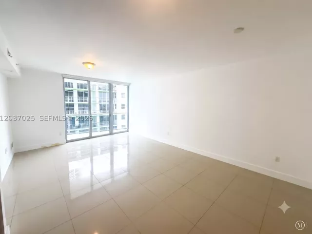 1-bedroom condo for rent in Miami - 488 NE 18th St 3102 - MondialRealty