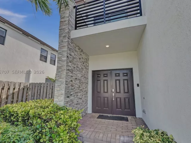 4-bedroom home for sale in Miami - 20900 NE 2nd Ct - MondialRealty
