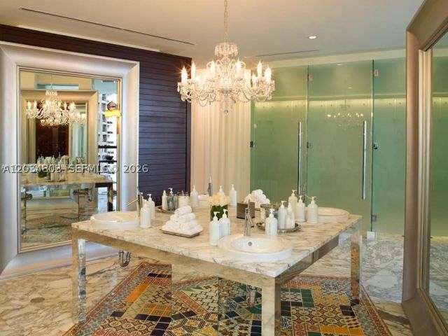 1-bedroom condo for sale in Miami - 485 Brickell Ave 3211 - MondialRealty