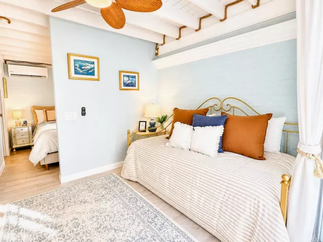 5-bedroom home for rent in Fort Lauderdale - 1415 NE 4th Place - MondialRealty