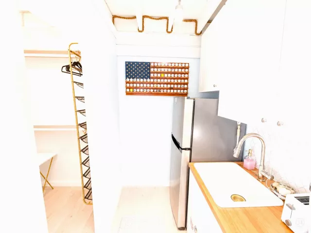 5-bedroom home for rent in Fort Lauderdale - 1415 NE 4th Place - MondialRealty