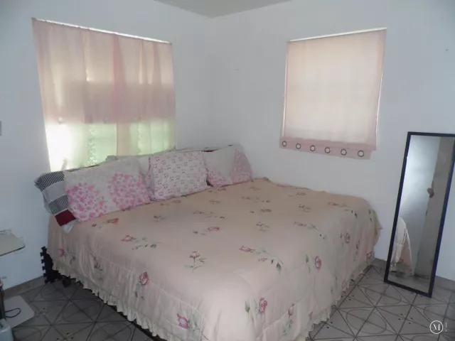 4-bedroom home for sale in West Palm Beach - 528 49th Street - MondialRealty