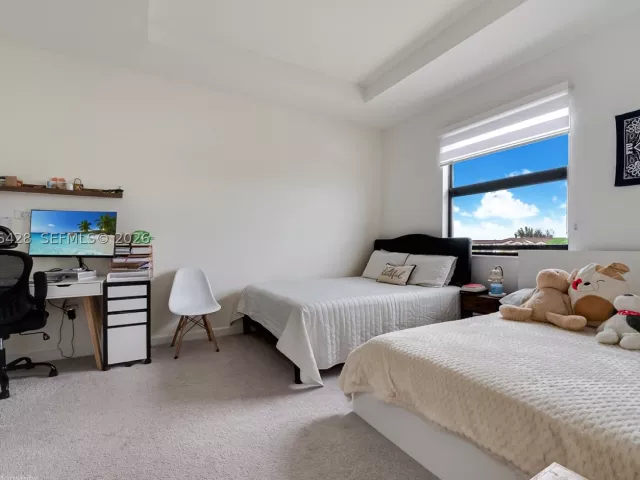 3-bedroom home for sale in Miami - 23105 SW 128th Pl - MondialRealty