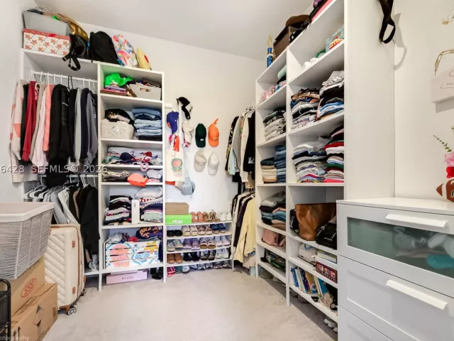 3-bedroom home for sale in Miami - 23105 SW 128th Pl - MondialRealty