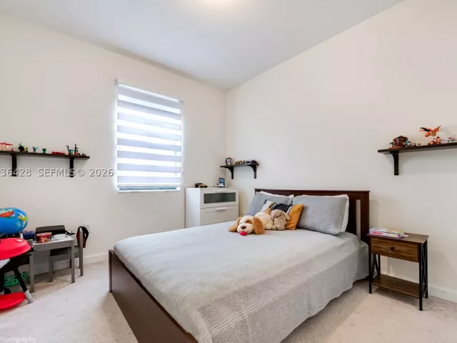 3-bedroom home for sale in Miami - 23105 SW 128th Pl - MondialRealty