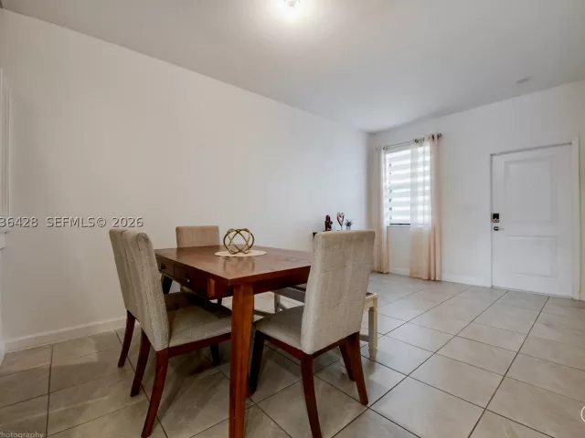 3-bedroom home for sale in Miami - 23105 SW 128th Pl - MondialRealty