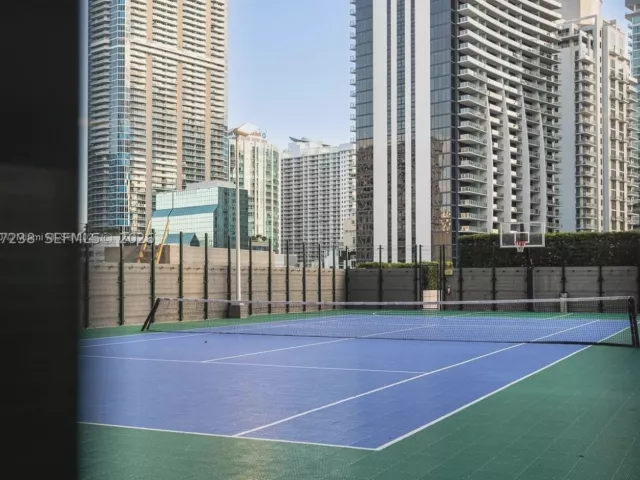 1-bedroom condo for rent in Miami - 801 S Miami Ave 2906 - MondialRealty