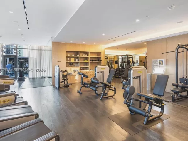 1-bedroom condo for rent in Miami - 801 S Miami Ave 2906 - MondialRealty