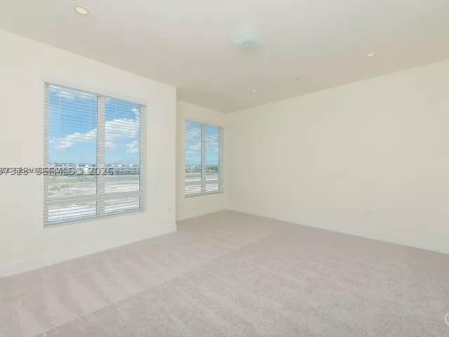 3-bedroom home for rent in Doral - 10245 NW 63rd Ter 201 - MondialRealty
