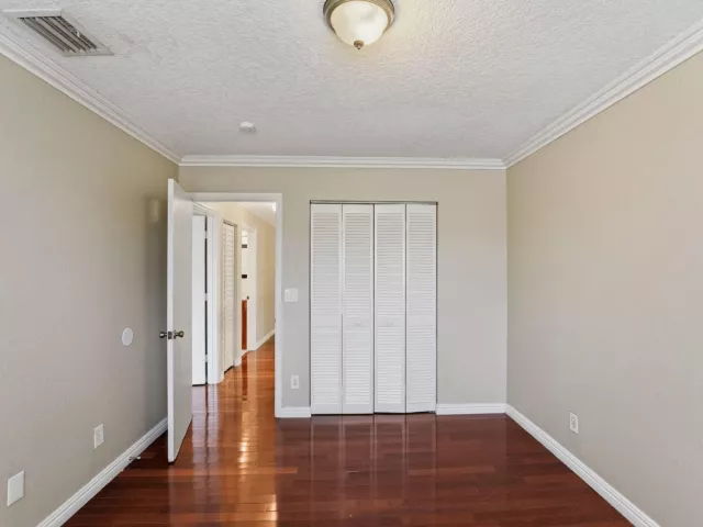 4-bedroom home for sale in Pembroke Pines - 18057 SW 12th Court - MondialRealty