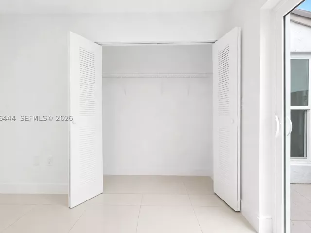 4-bedroom home for sale in Miami - 13263 SW 9th Ter - MondialRealty