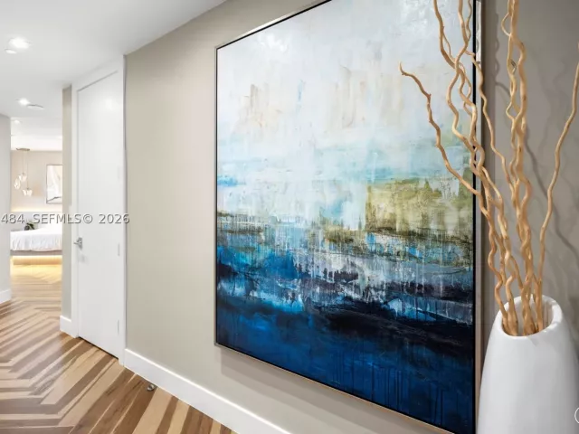 3-bedroom condo for rent in Coral Gables - 60 Edgewater Dr 11F - MondialRealty