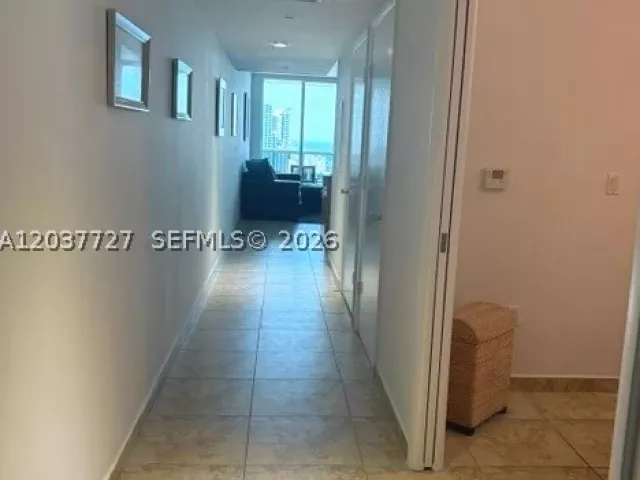 1-bedroom condo for rent in Hallandale Beach - 1830 S Ocean Dr 3112 - MondialRealty