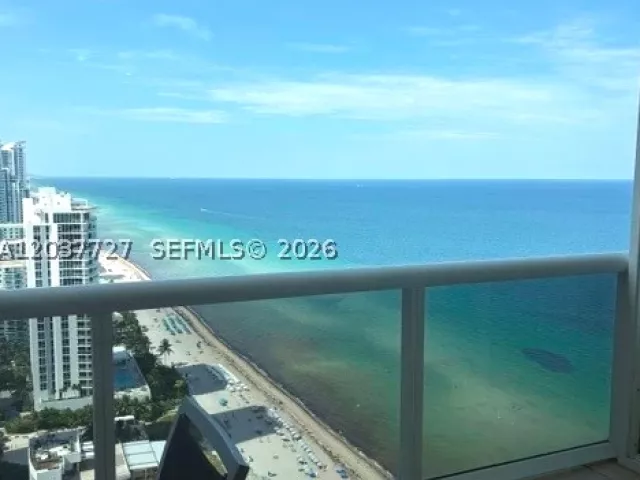 1-bedroom condo for rent in Hallandale Beach - 1830 S Ocean Dr 3112 - MondialRealty